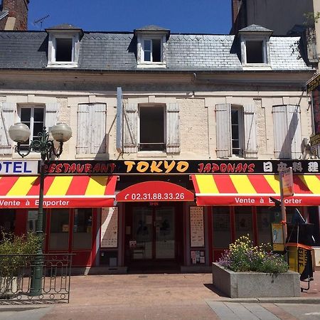 Hotel Restaurant Tokyo Trouville-sur-Mer Buitenkant foto