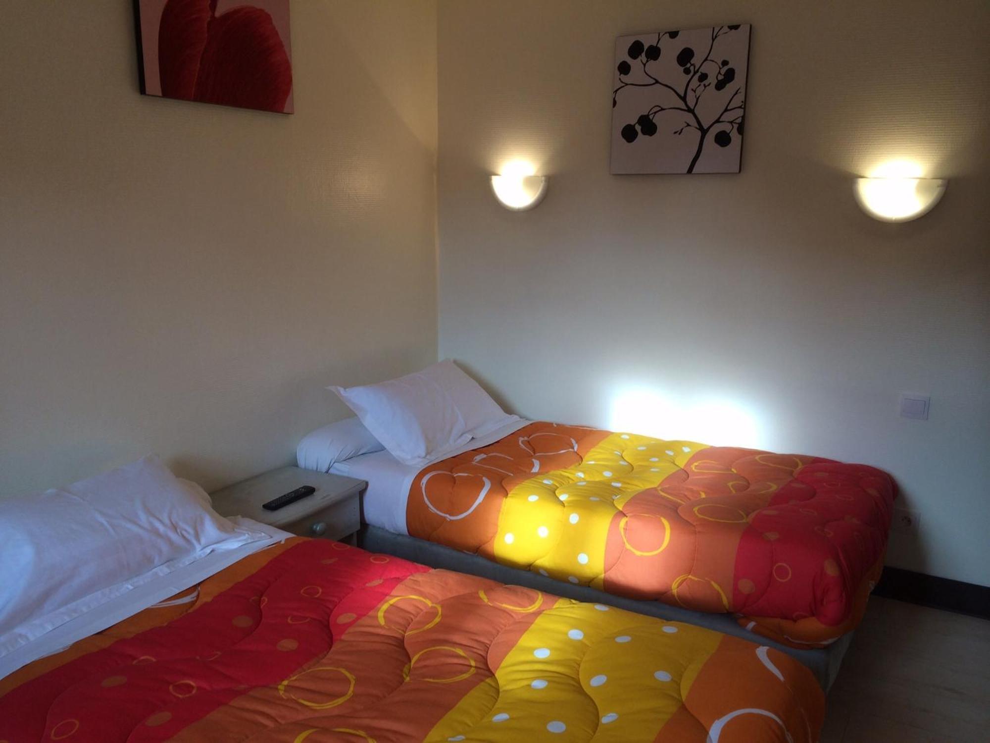 Hotel Restaurant Tokyo Trouville-sur-Mer Kamer foto