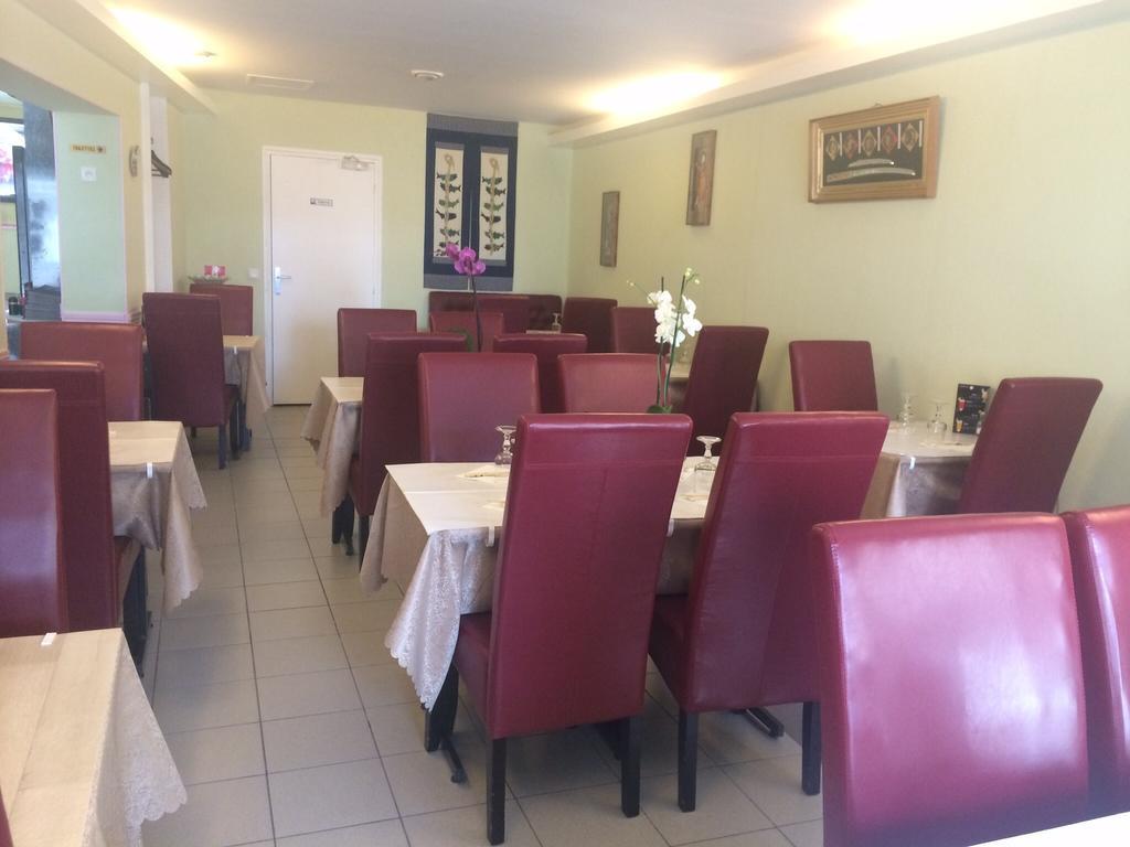 Hotel Restaurant Tokyo Trouville-sur-Mer Buitenkant foto
